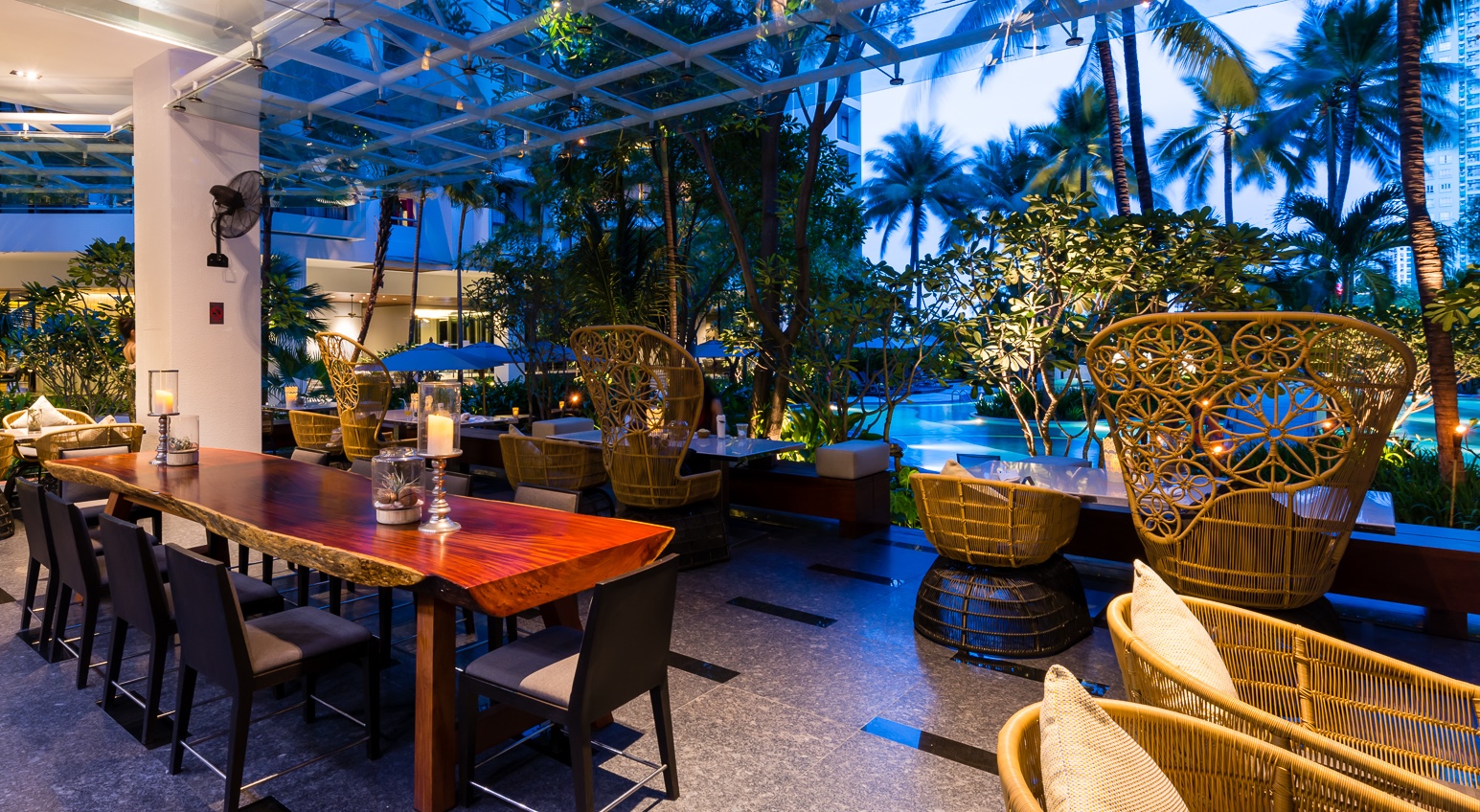 โรงแรม chatrium residence sathon bangkok restaurant