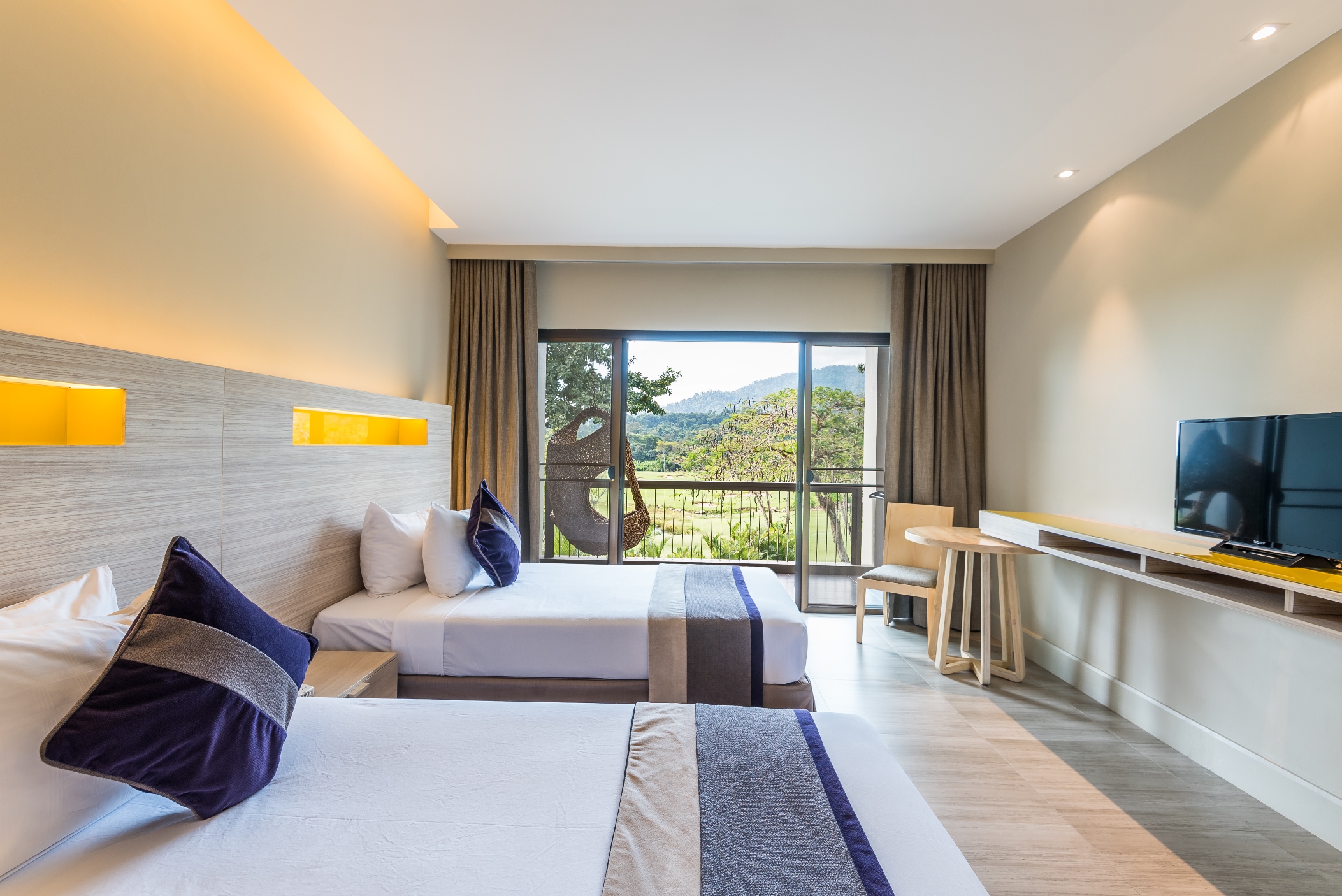 Deluxe Twin Room at Chatrium Golf Resort